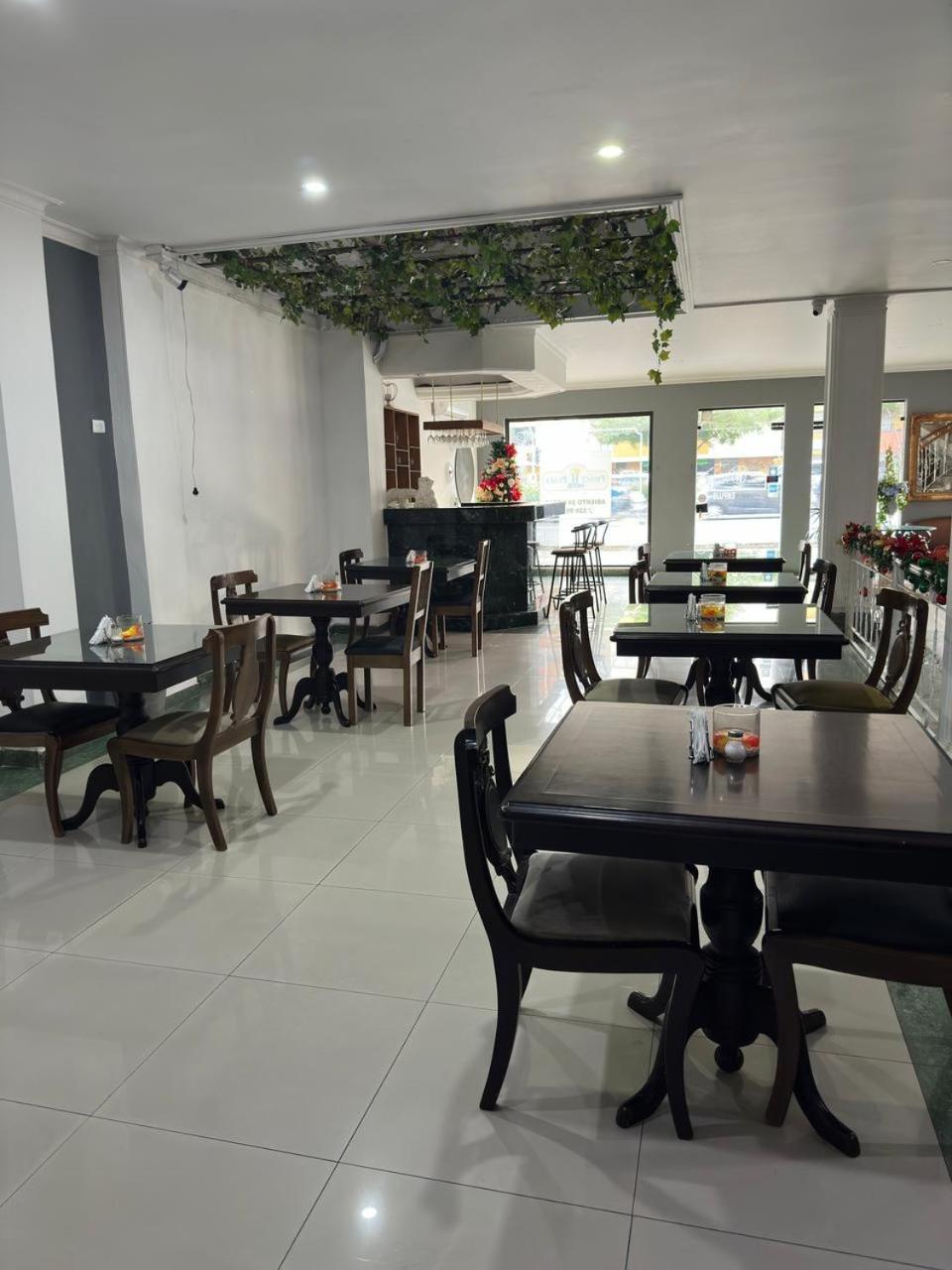 Hotel Prince Plaza Μεντεγίν Εξωτερικό φωτογραφία