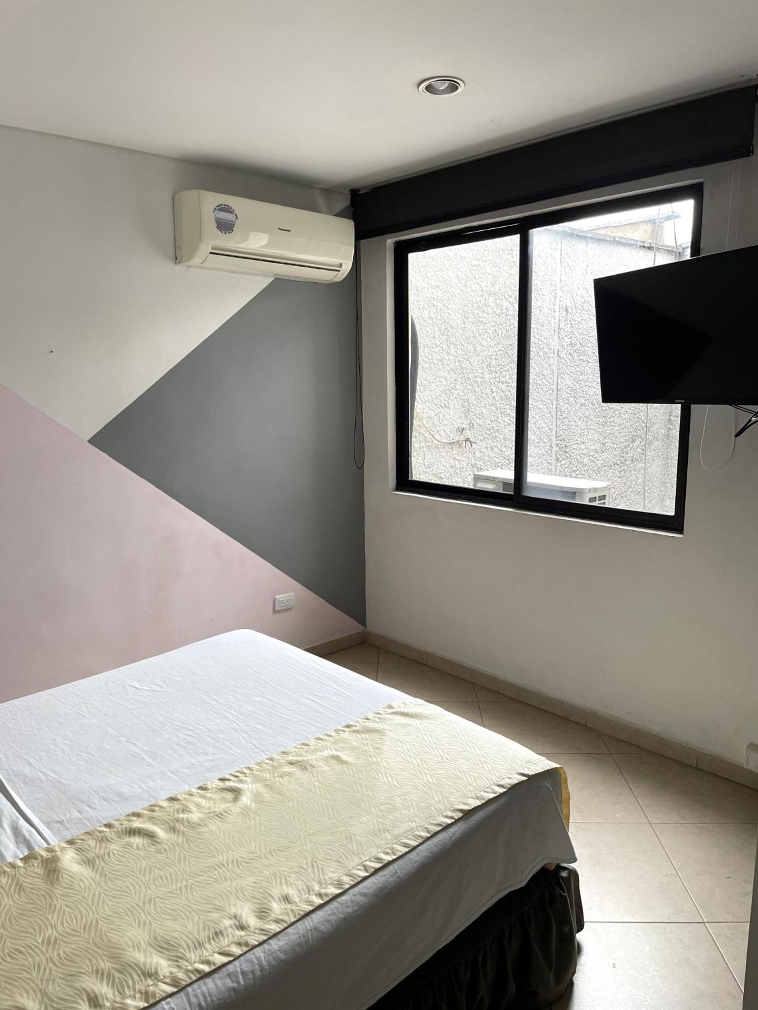 Hotel Prince Plaza Μεντεγίν Εξωτερικό φωτογραφία