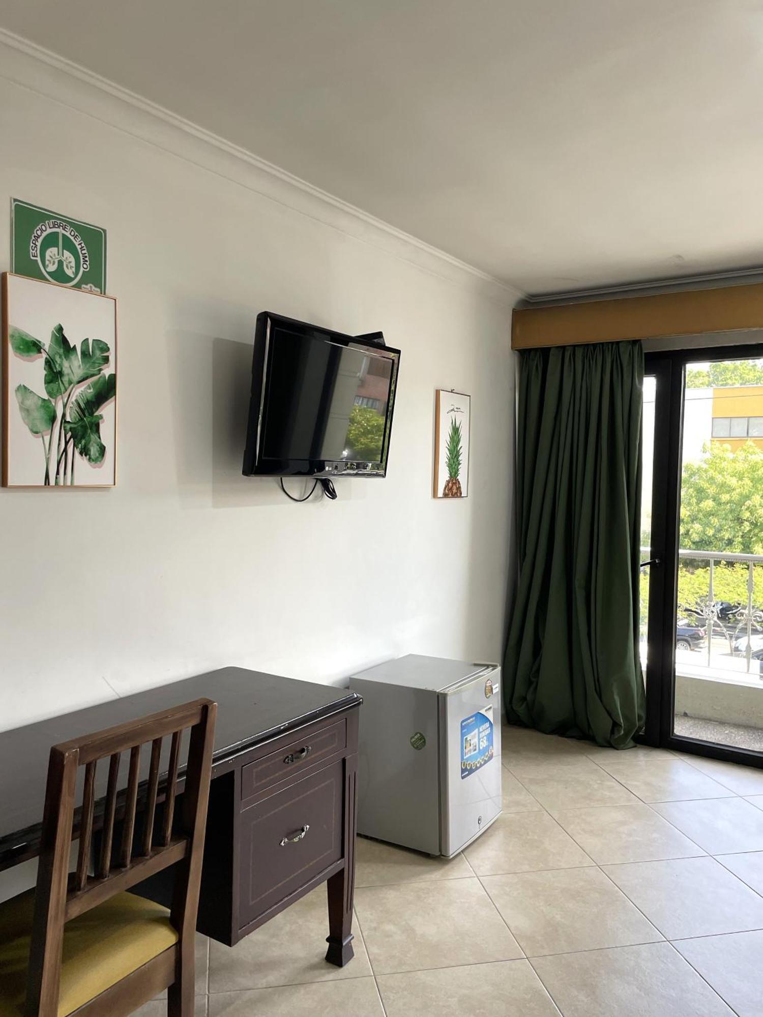 Hotel Prince Plaza Μεντεγίν Εξωτερικό φωτογραφία