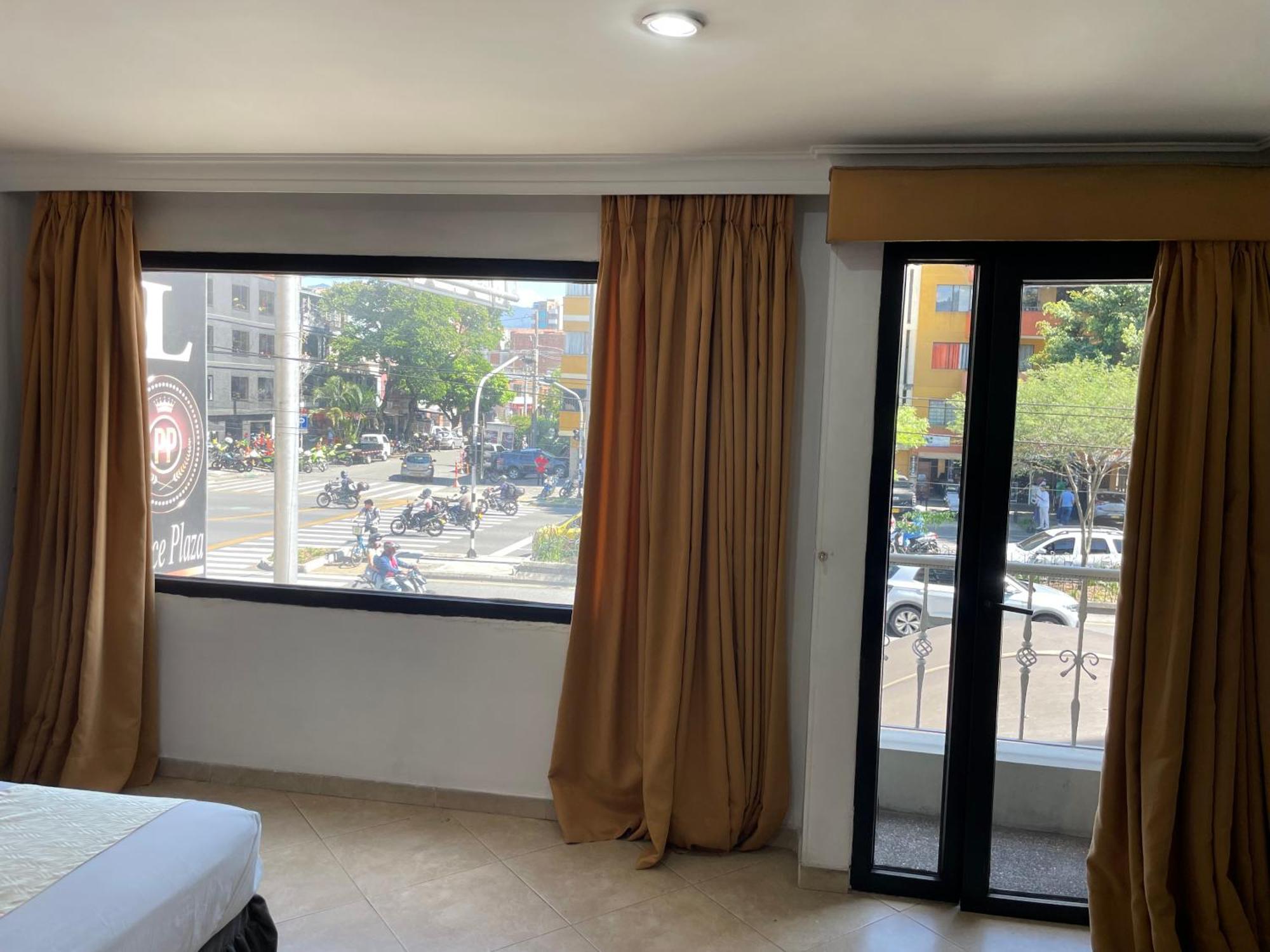 Hotel Prince Plaza Μεντεγίν Εξωτερικό φωτογραφία