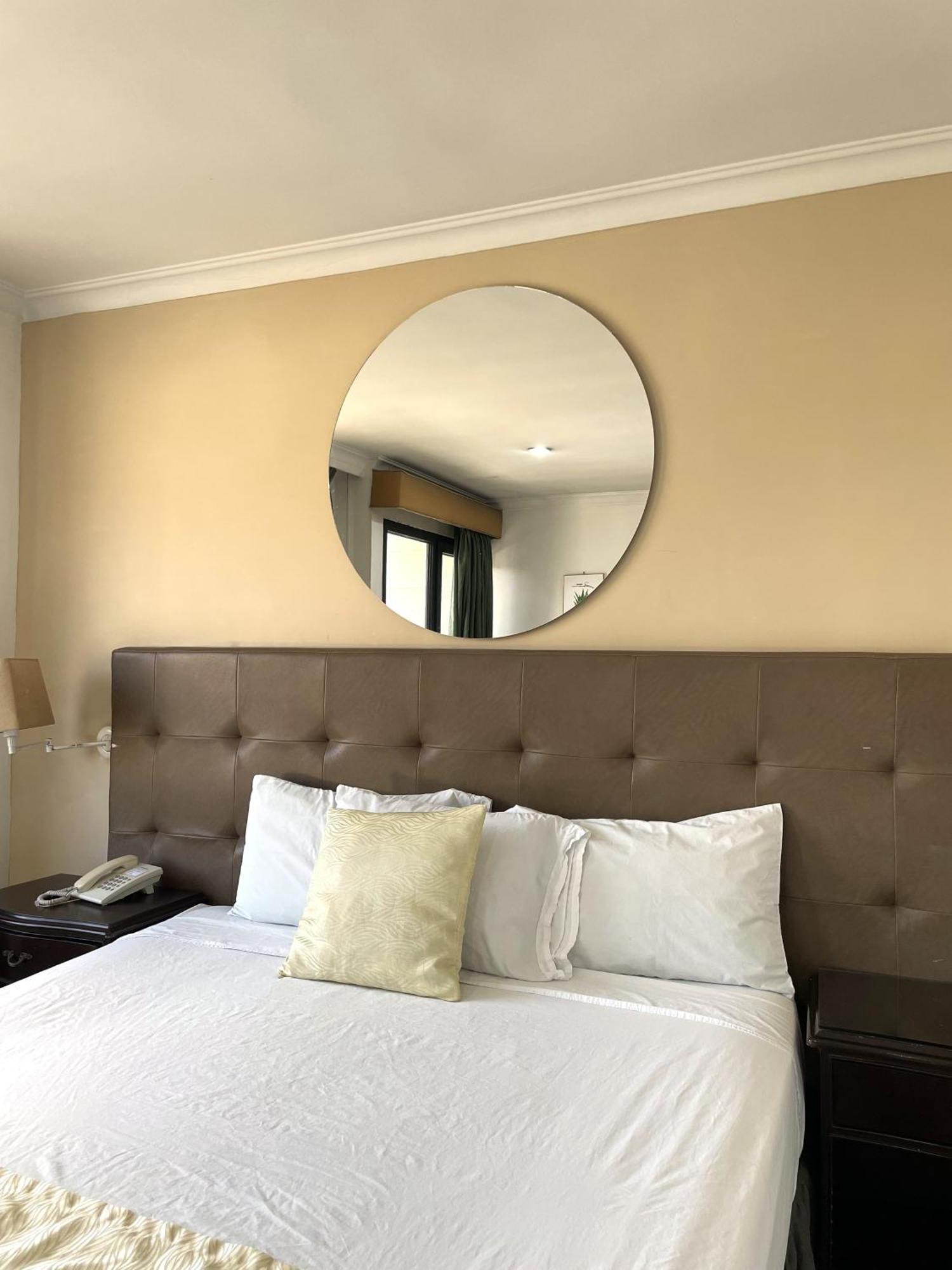 Hotel Prince Plaza Μεντεγίν Εξωτερικό φωτογραφία